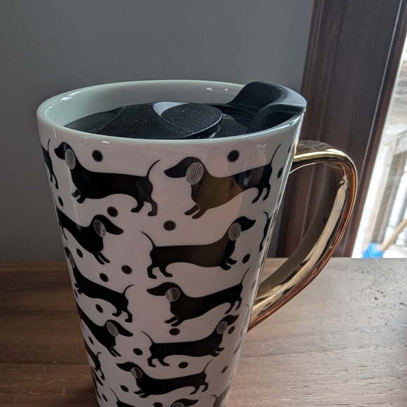 NWOT! Lady Jayne Dachshund 13oz Procelian Travel Mug - Picture 5 of 6